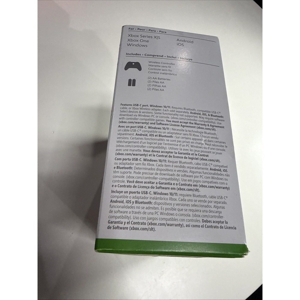Carbon Black Wireless Controller - Xbox Series Open Box - Picture 4 of 11